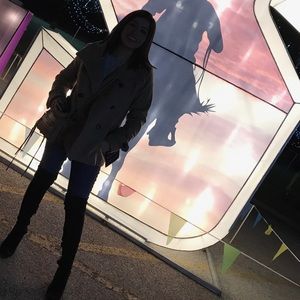 Meet your Posher, Danielle